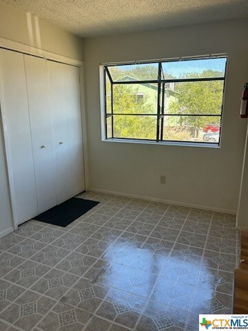 707 Bracewood Cir unit H, San Marcos, TX 78666 - photo 3