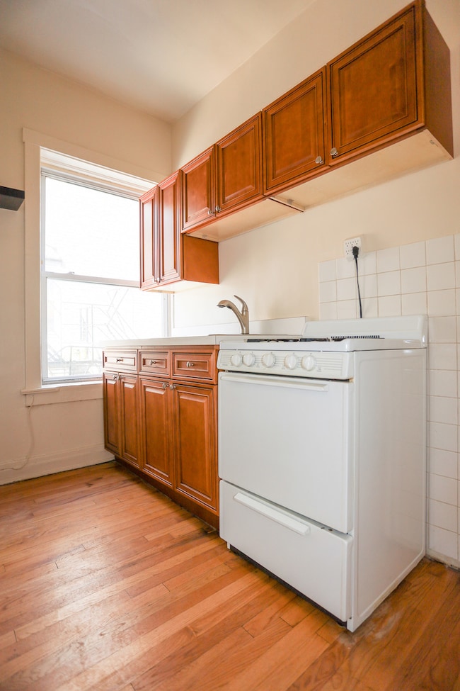 1250 W Montrose Ave unit 131, Chicago, IL 60640 - photo 4