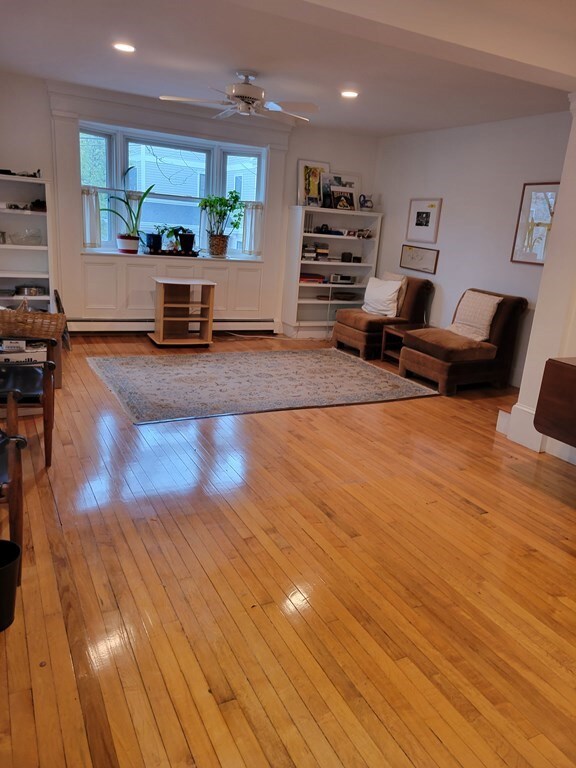 585 Franklin St unit 585, Cambridge, MA 02139 - photo 3