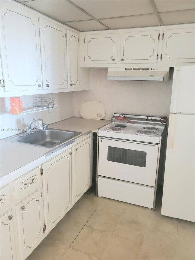 166 Easthampton G unit 166, West Palm Beach, FL 33417 - photo 6