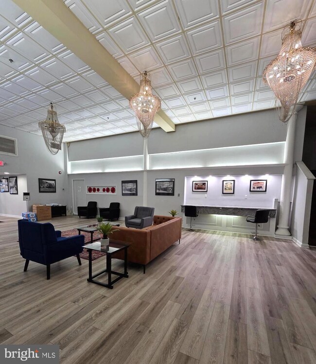 1010 00 Race St unit 6LM, Philadelphia, PA 19107 - photo 5