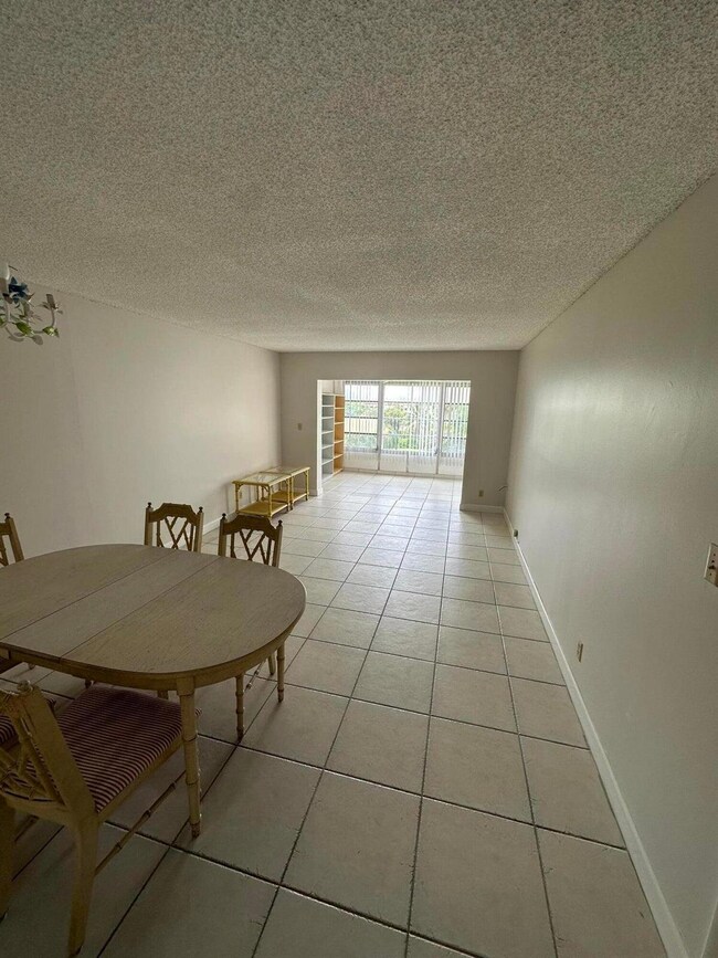 9355 SW 8th St unit 4210, Boca Raton, FL 33428 - photo 5