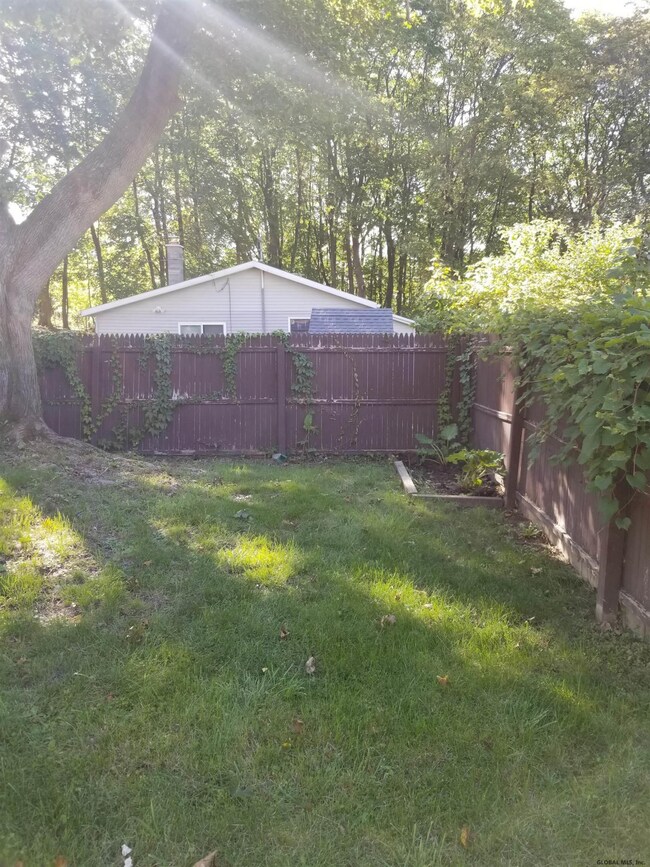 21 May St, Rensselaer, NY 12144 - photo 5