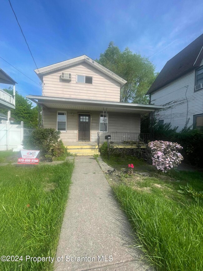 122 10th Ave, Scranton, PA 18504 - photo 2