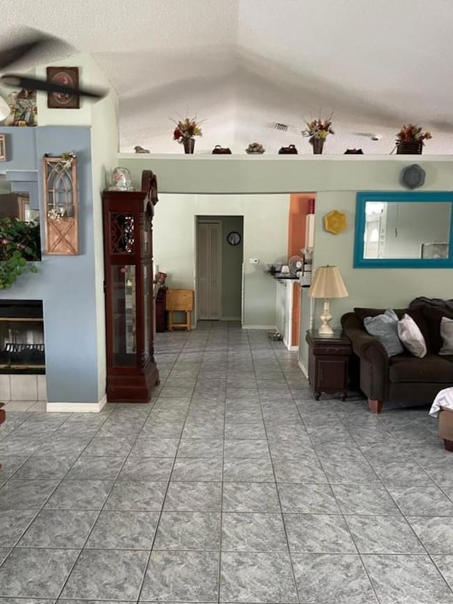 480 SW Molloy St, Port Saint Lucie, FL 34984 - photo 2