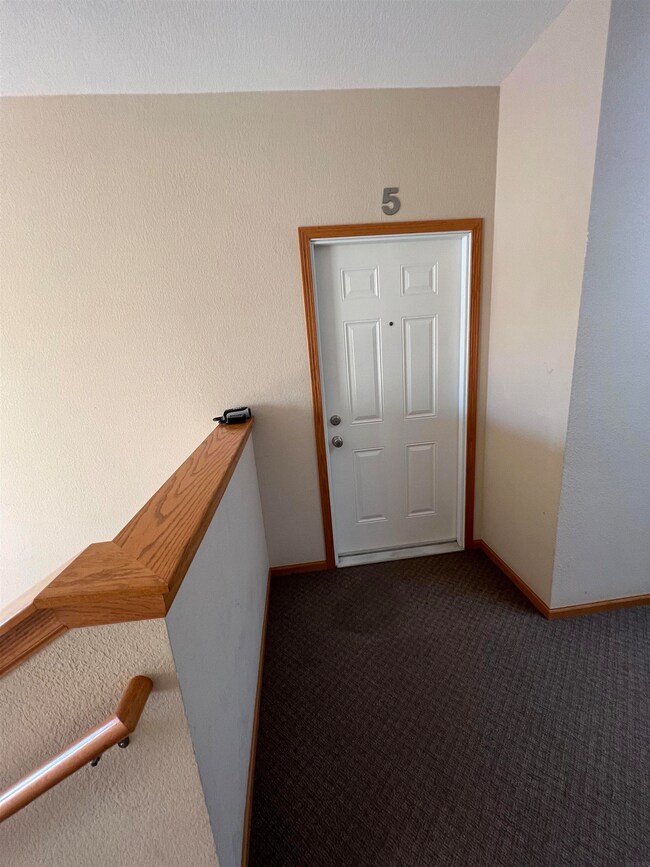 2623 Orchard Dr unit 5, Cedar Falls, IA 50613 - photo 6