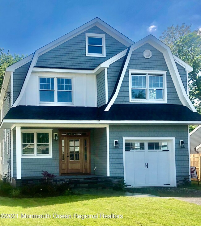 31 E Garfield Ave, Atlantic Highlands, NJ 07716 - photo 2