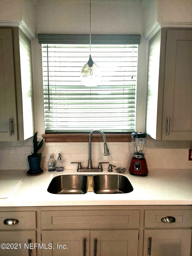 5923 Cedar Hills Blvd, Jacksonville, FL 32210 - photo 2