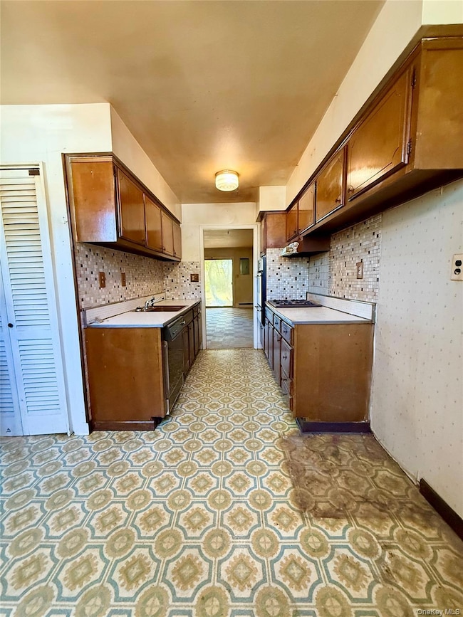 160 Halgren Crescent, Haverstraw, NY 10927 - photo 4