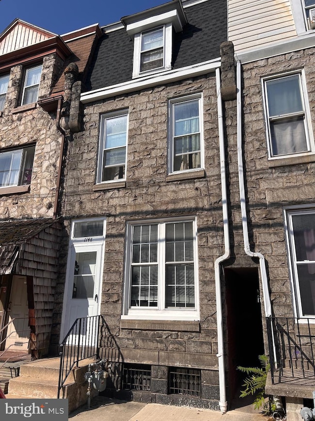 1148 N 10th St, Reading, PA 19604 - photo 2