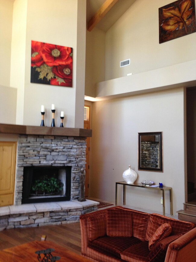 IMG_1024 GREAT ROOM FIRE PLACE