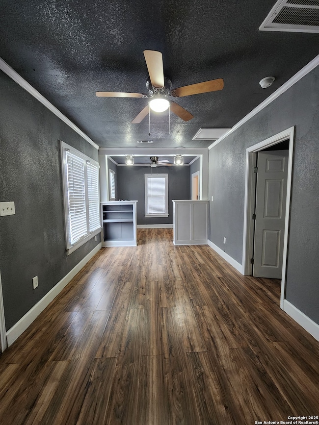 930 E Grayson St unit 4, San Antonio, TX 78208 - photo 3