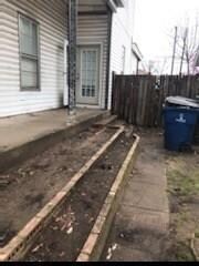 623 W Owings St unit 2 Down, Denison, TX 75020 - photo 2