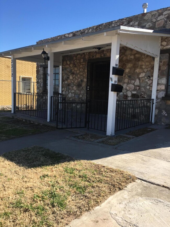 3312 Fillmore Ave, El Paso, TX 79930 - photo 2