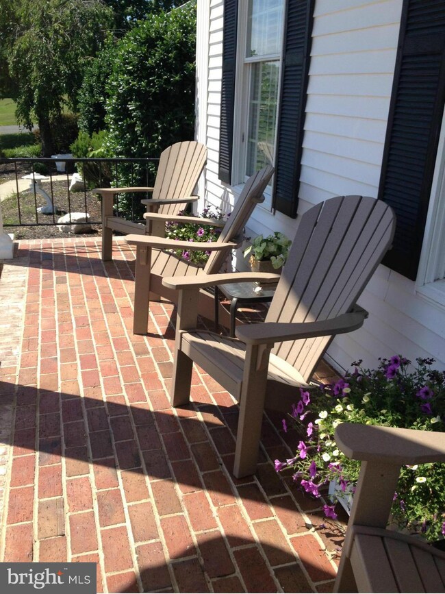 6900 Konrad Ct, Friendship, MD 20758 - photo 4