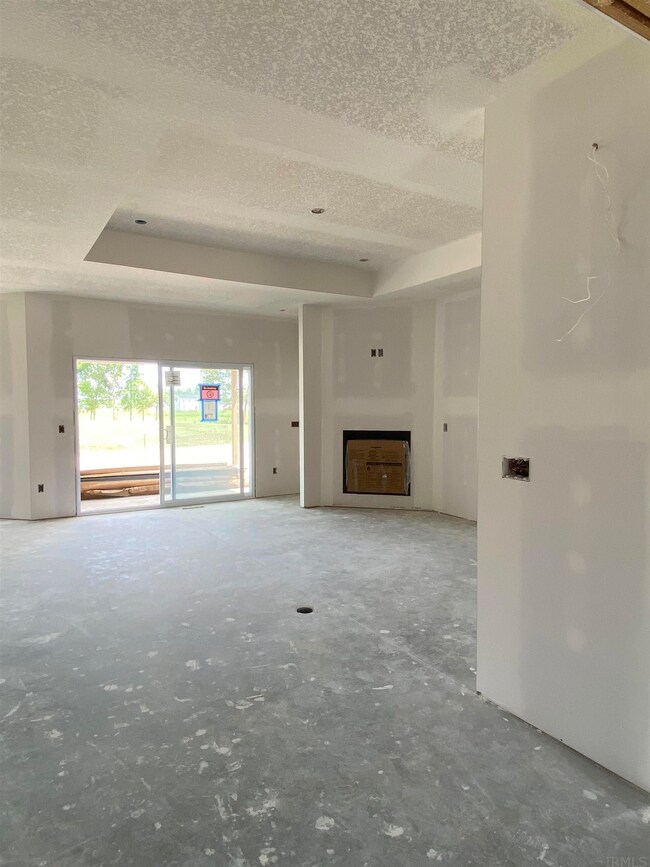 10189 Strasse Ct, Fort Wayne, IN 46835 - photo 5