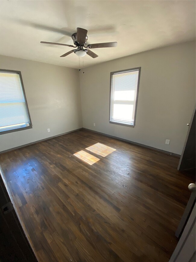 820 Keysville Ave unit B, Desoto, TX 75115 - photo 7