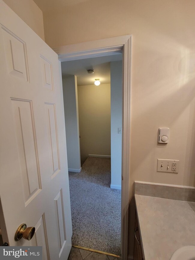 218 W King St, Waynesboro, PA 17268 - photo 2