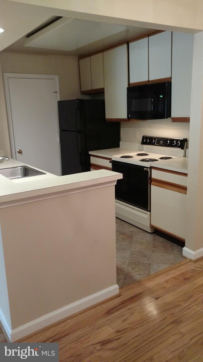 13613 Sir Thomas Way, Silver Spring, MD 20904 - photo 6