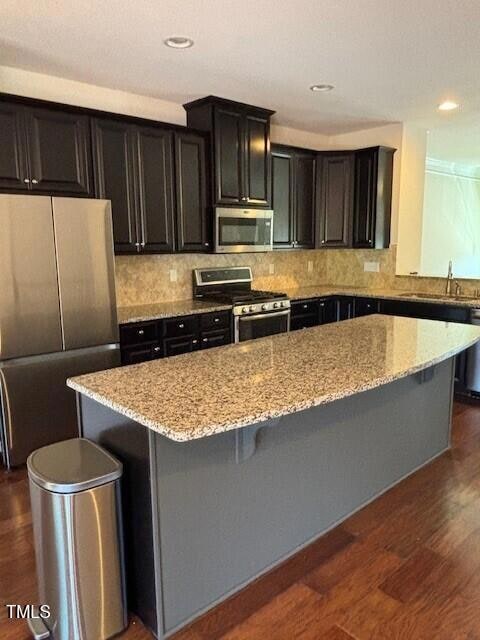 6 - kitchen