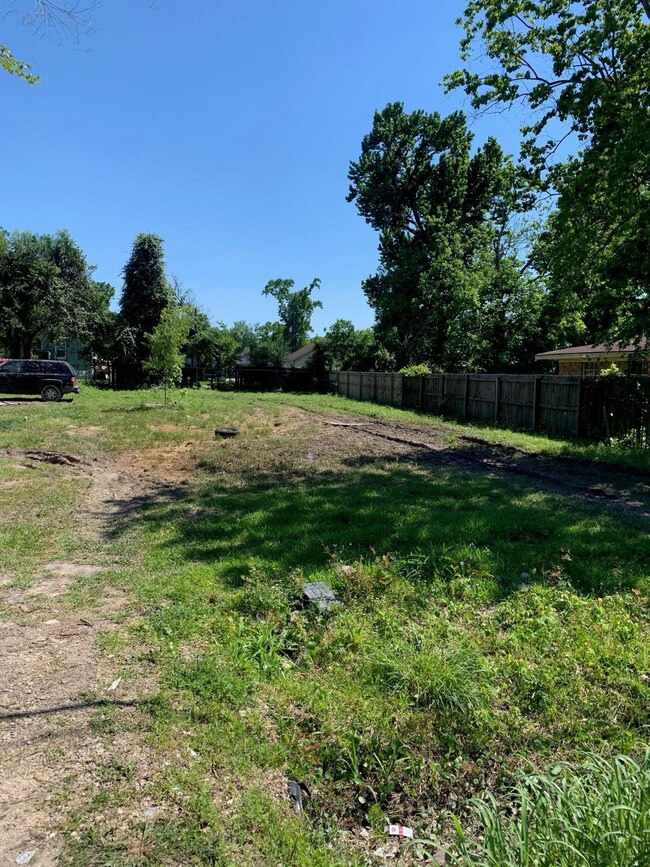 771 Granville Dr, Houston, TX 77091 - photo 3