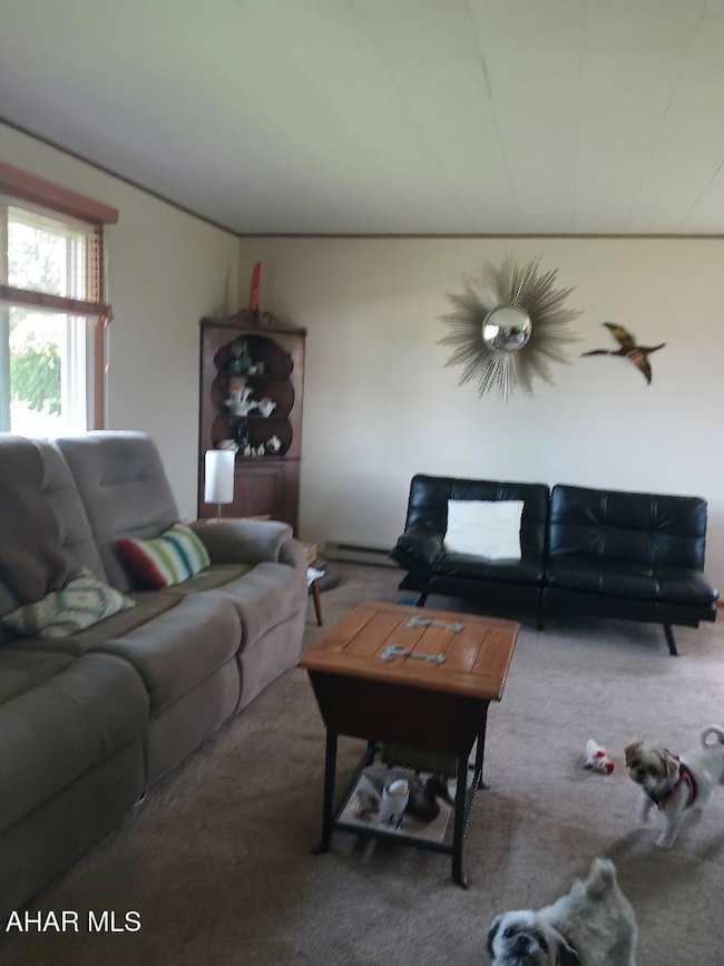 Maple living room