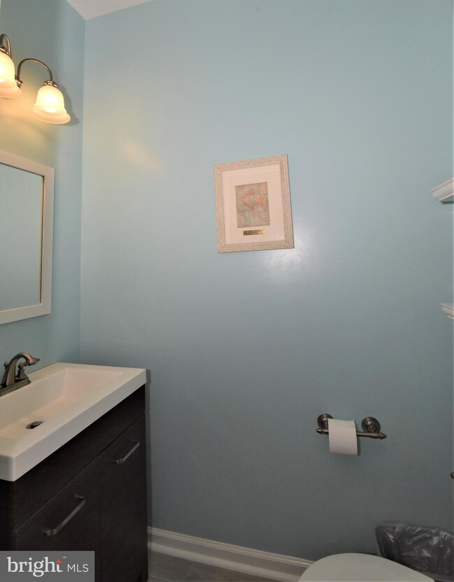 20484 Ashley Terrace, Sterling, VA 20165 - photo 7