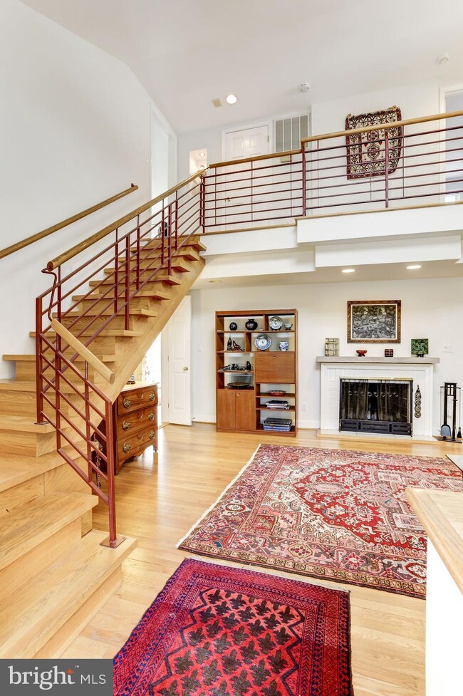 6610 Rannoch Rd, Bethesda, MD 20817 - photo 3