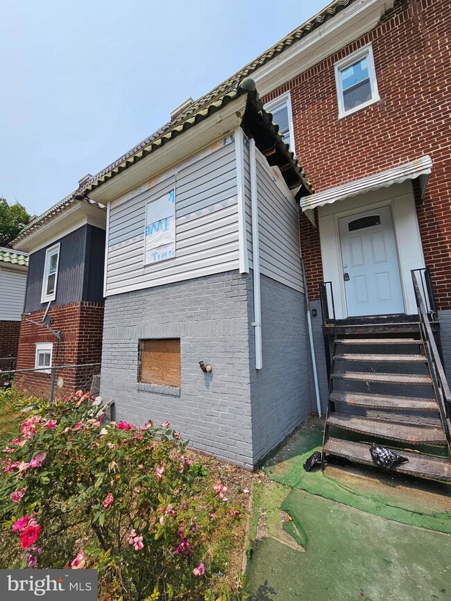 unlisted-address, Baltimore, MD 21215 - photo 3