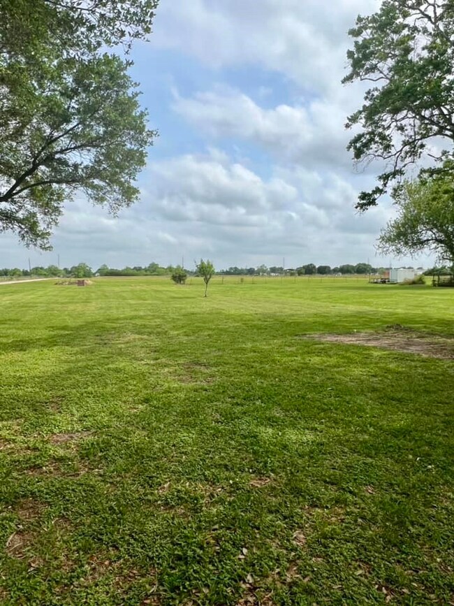 2364 Fm 3156 Rd, Bay City, TX 77414 - photo 7