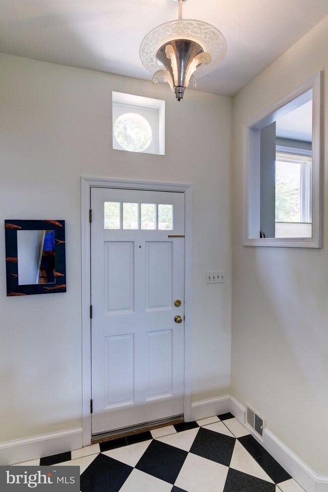 3510 Winfield Ln NW, Washington, DC 20007 - photo 6