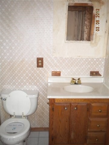 1911 W 36th St, Davenport, IA 52806 - photo 3