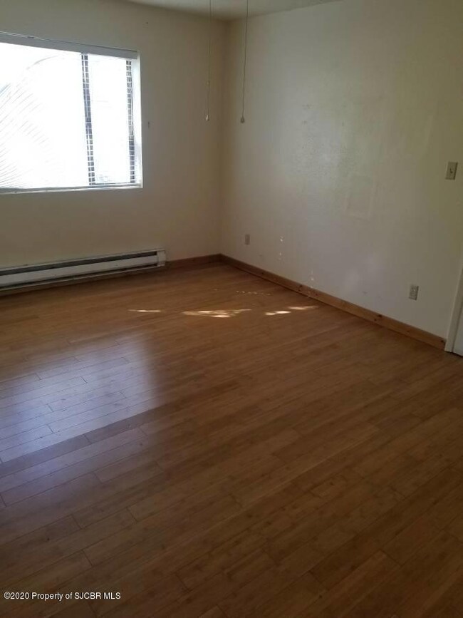 510 N Orchard Unit 3 pic 2