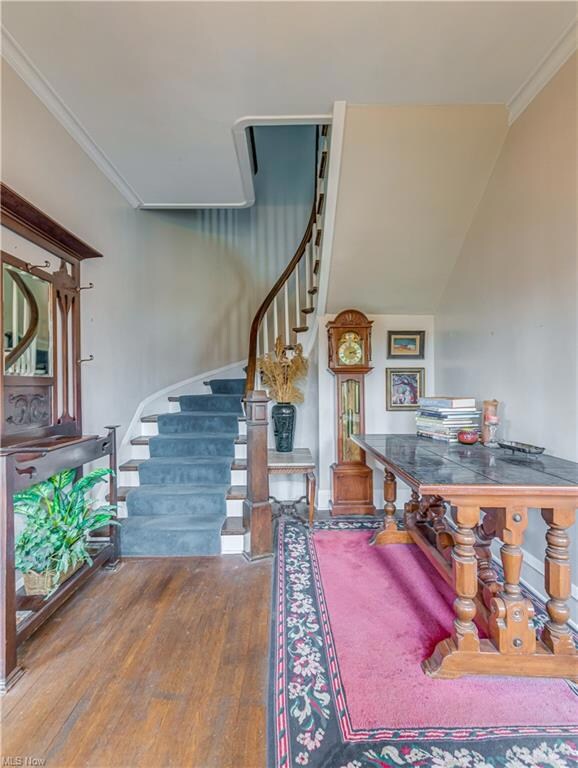 enter into the front door to see the spectacular w