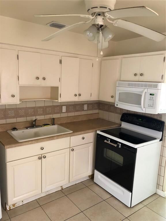 Kitchen in Front Unit