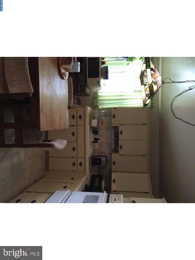 170 Dimarco Dr, Philadelphia, PA 19154 - photo 4