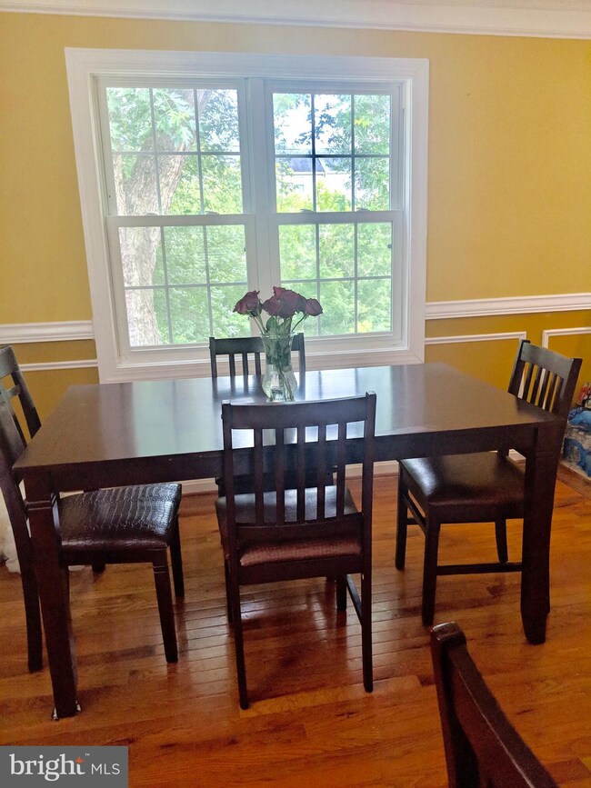 183 Cabbel Dr, Manassas Park, VA 20111 - photo 4