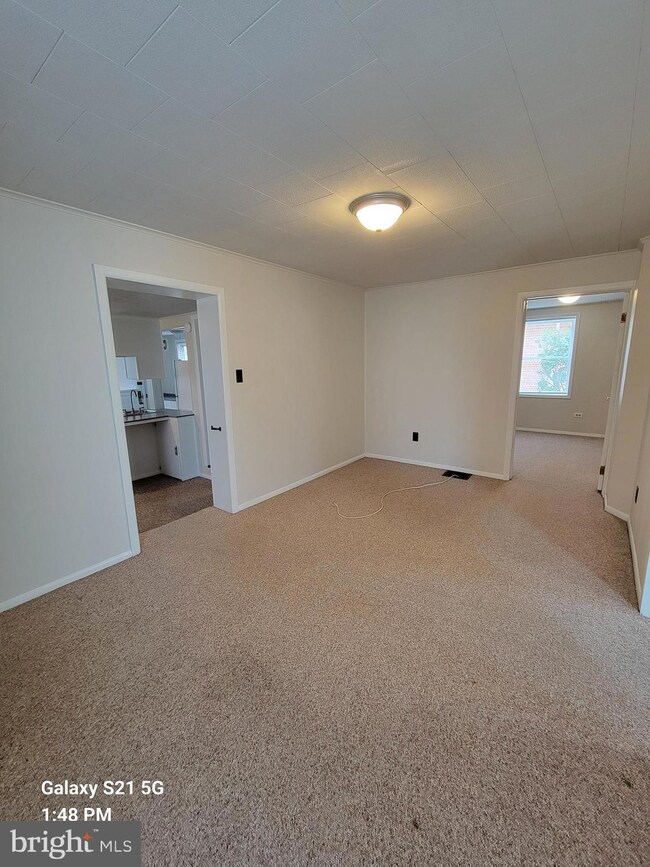 233 E Main St unit . 1, Waynesboro, PA 17268 - photo 2