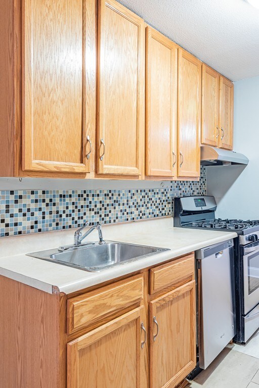 40 Shrewsbury Green Dr unit G, Shrewsbury, MA 01545 - photo 4