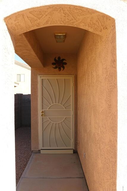 House_Front (3)