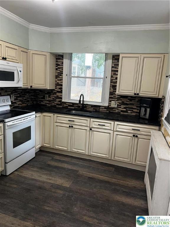 131 N Poplar St, Allentown, PA 18102 - photo 7