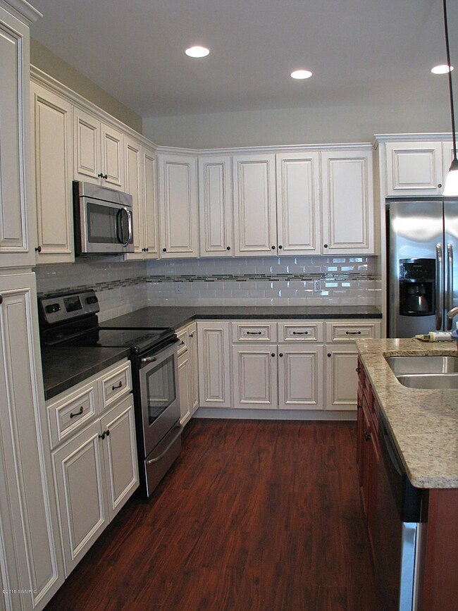 2419 Nuttall Ct unit 27, Holland, MI 49424 - photo 4