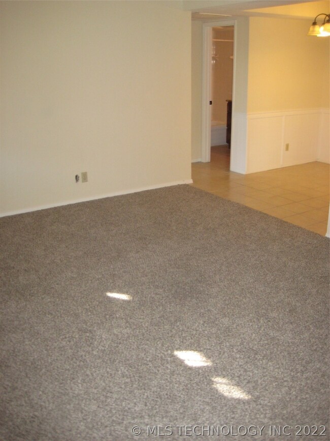 Goodsize Greatroom