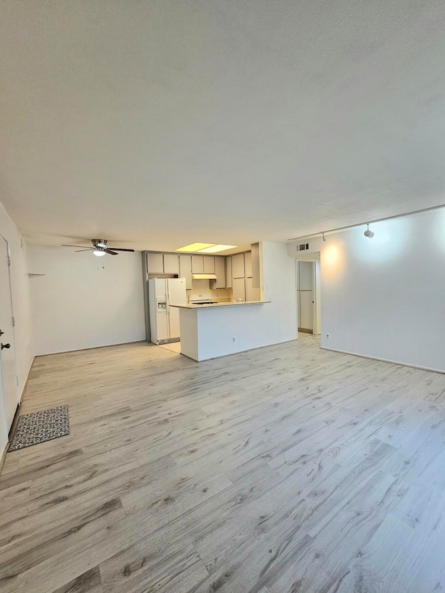 Livingroom (2)