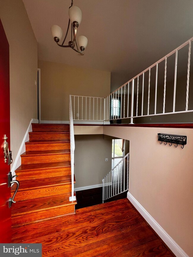 4150 Nichols Ct, Dumfries, VA 22026 - photo 6