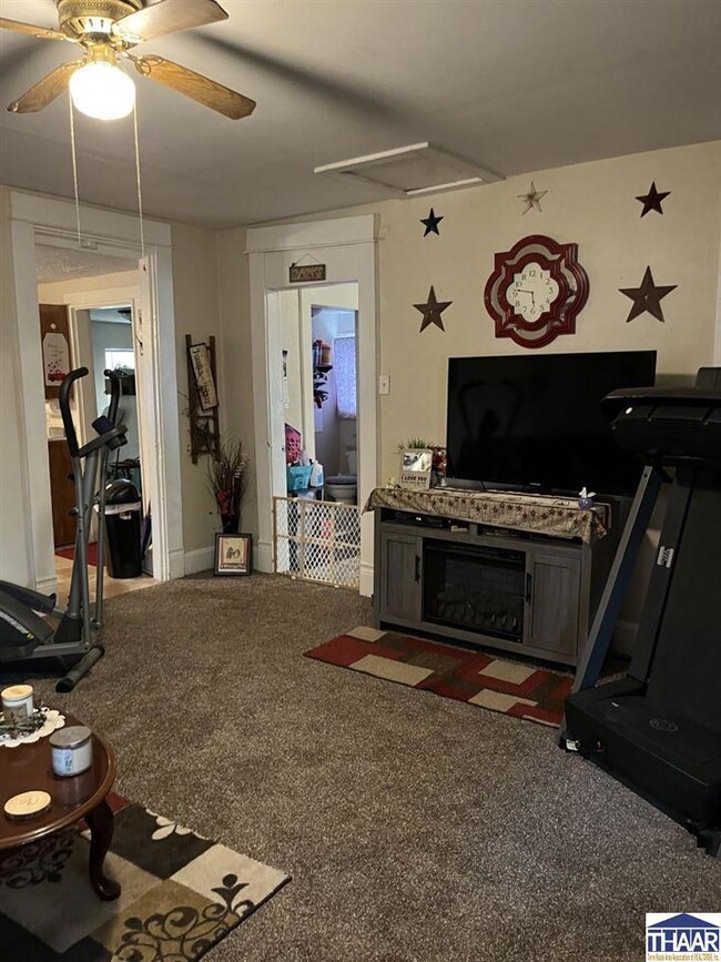 242 S Mcilroy Ave, West Terre Haute, IN 47885 - photo 4