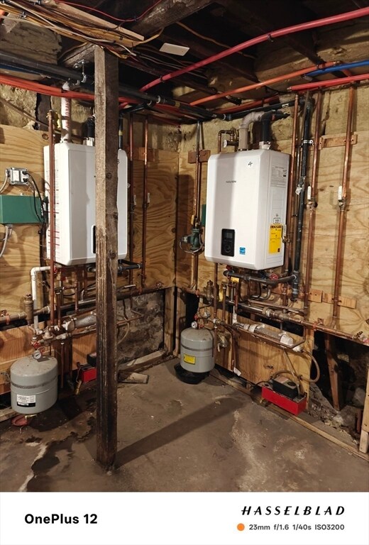 54 Shirley Ave, Revere, MA 02151 - photo 6