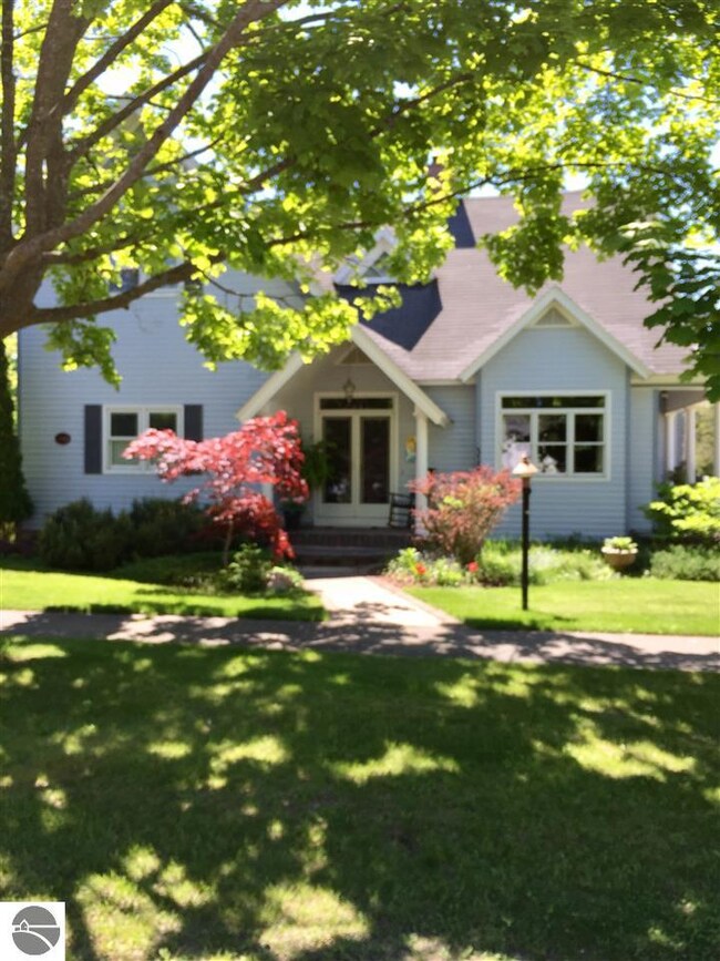 318 Cedar St, Elk Rapids, MI 49629 - photo 5