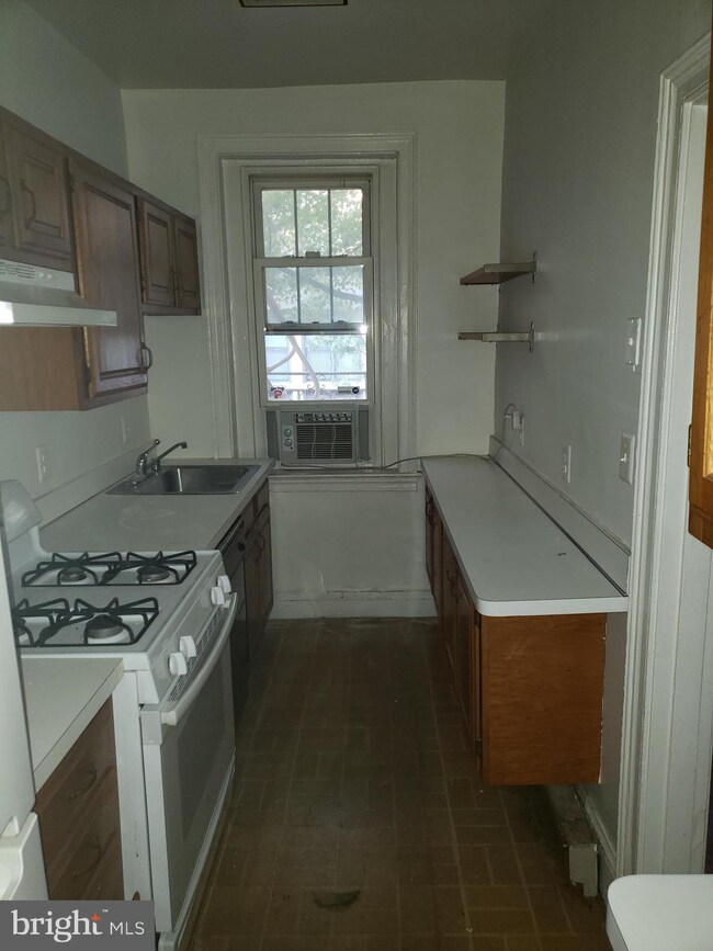 1332 15th St NW unit 1, Washington, DC 20005 - photo 5