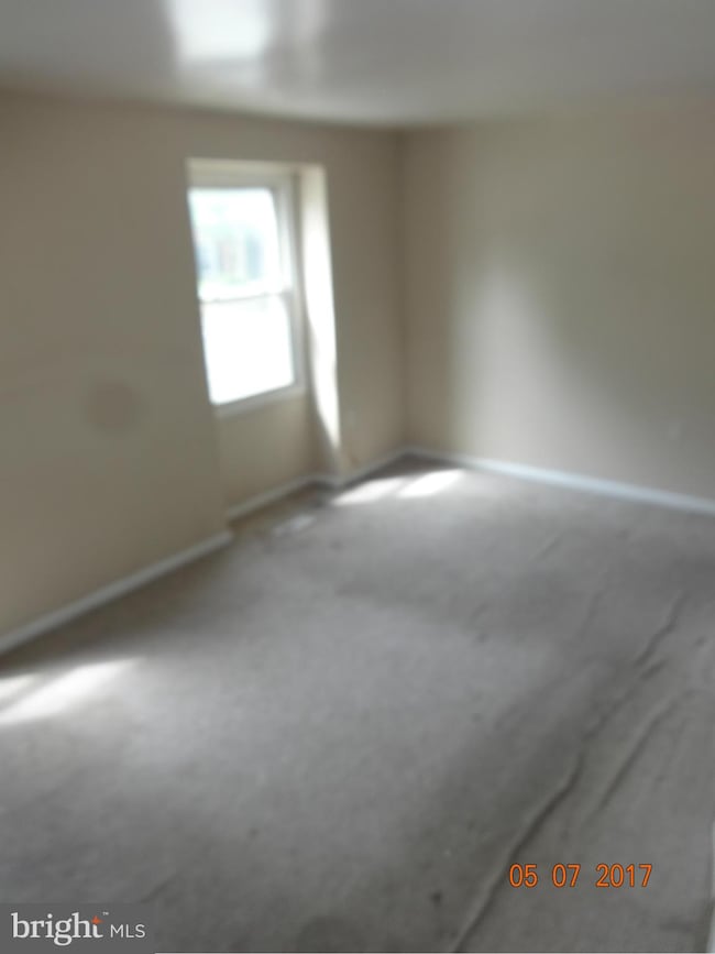 2240 Dawn Ln, Temple Hills, MD 20748 - photo 4